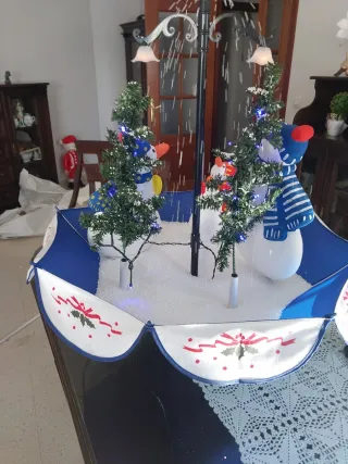 Decoración Navideña Muñeco Nieve y Árbol