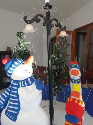 Decoración Navideña Muñeco Nieve y Árbol