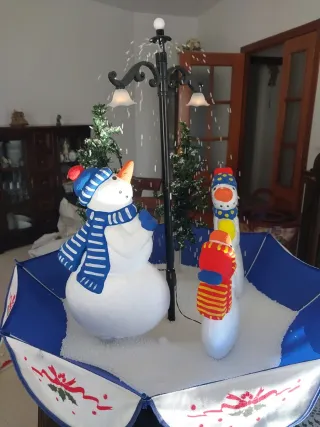 Decoración Navideña Muñeco Nieve y Árbol