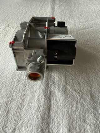 Válvula de gas Resideo S10714 ISOFAST