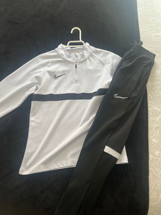 Chándal Nike Niño Talla XL Blanco/Negro
