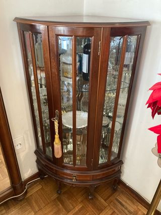 Vitrina Esquinera Madera y Cristal