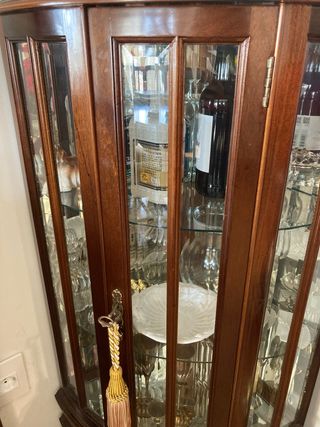 Vitrina Esquinera Madera y Cristal