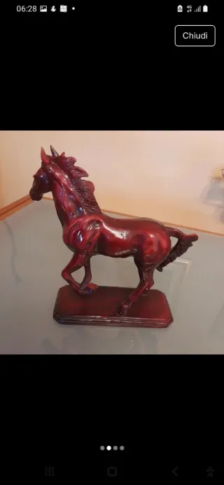 Cavallo in resina decorativo