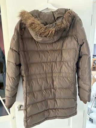 Abrigo Mango con capucha y pelo