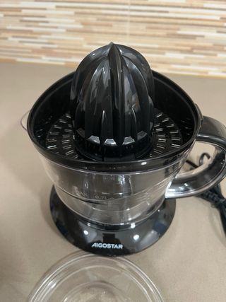 Exprimidor Aigostar Negro