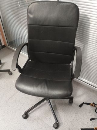 4 Sillas de oficina negras - todas 20€