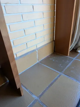 Cubre radiador de madera