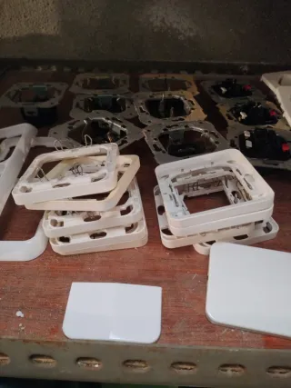 Mecanismos SIMÓN 75