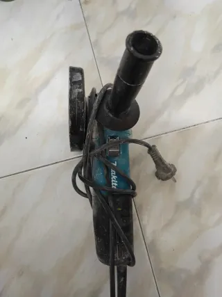 Radial Makita pequeña (125mm)