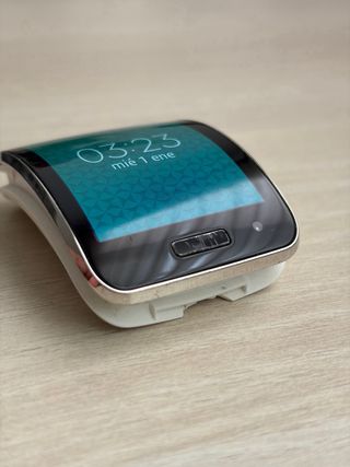 SAMSUNG GEAR S