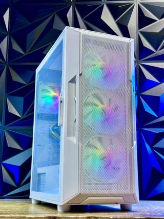 PC GAMING RTX 4070 12GB + RYZEN 7 9800X3D