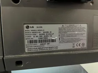 TV LG LCD 32 32lc2db pesa 24kg ideal piso alquiler