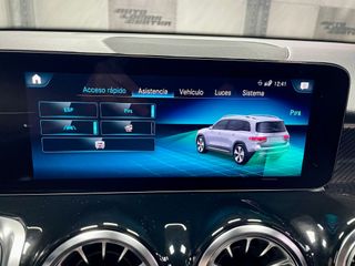 Mercedes-Benz GLB GLB 200 d 4MATIC