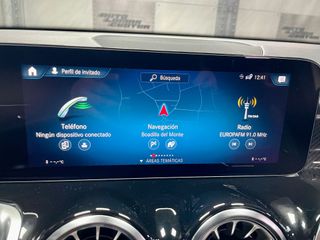 Mercedes-Benz GLB GLB 200 d 4MATIC