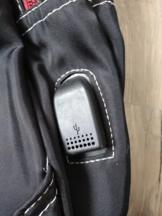 Mochila Eshow Negra con Diseño de Libélula