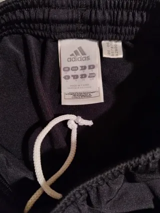 Shorts deportivos Adidas Talla S negro
