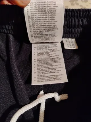 Shorts deportivos Adidas Talla S negro