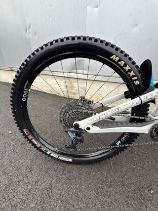 Canyon Spectral CF7 29”