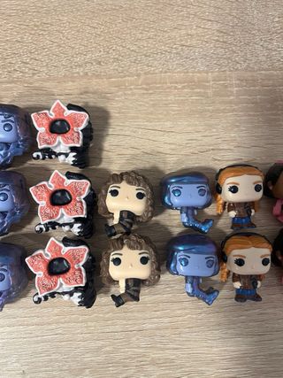 33 Personaggi Stranger Things Kinder Joy