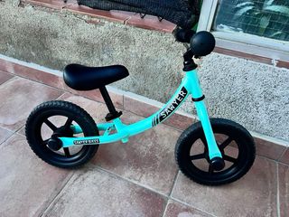 Bicicleta sin pedales Sawyer + Casco