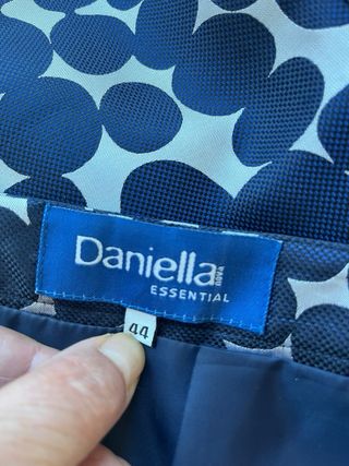 Falda Daniella Talla 44 Estampado Círculos