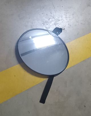 Silla de coche negra + espejo
