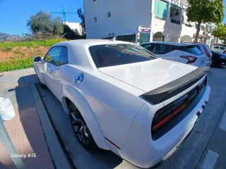 Dodge challenger  2019 sxt v6