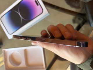 iPhone 14 Pro Max Morado