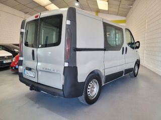 Opel Vivaro 2004