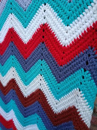 Coperta vintage lavorata all’uncinetto maxi 214x214 cm multicolore