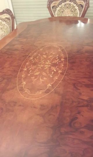 Mesa de comedor madera con 4 sillas