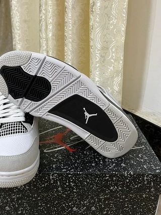 ✨ 𝗝𝗼𝗿𝗱𝗮𝗻 𝟰✨ Original Zapatillas Unisex 37,5