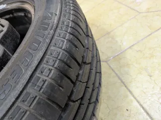 Rueda de repuesto con sus herramientas Seat leon