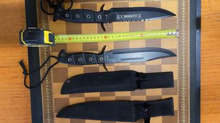 Set di 3 coltelli da campo con fodere