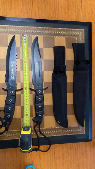 Set di 3 coltelli da campo con fodere