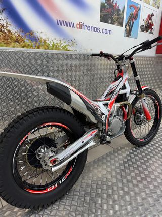 TRS ONE RR 80 Trial Seminueva Fábrica