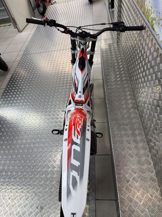 TRS ONE RR 80 Trial Seminueva Fábrica