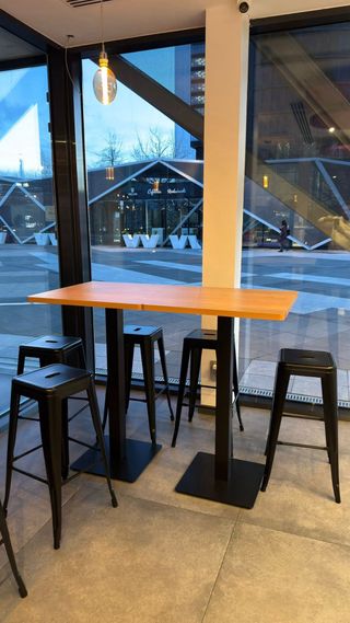 Mesa alta madera y metal