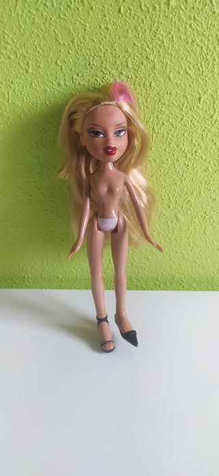 2 Bambole Bratz in Abito Nero