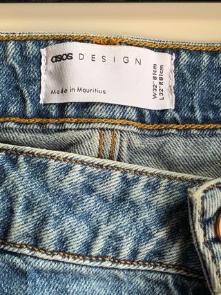 Pantalón vaquero ASOS hombre. Talla en imagen.