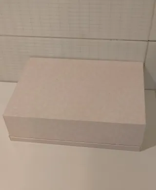 Caja joyero rosa con espejo