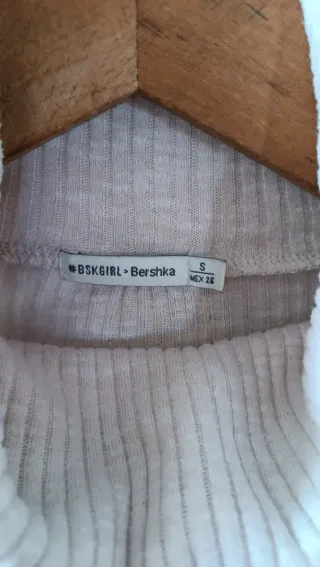 Jersey cuello vuelto beige con estampado étnico