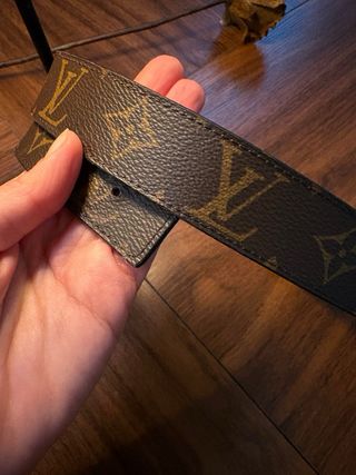 Cinturone Louis Vuitton in pelle reversibile