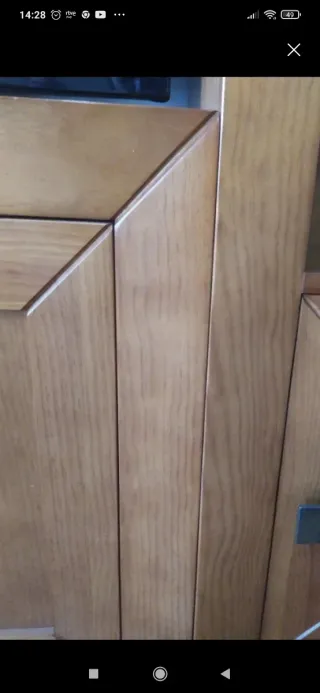 Precioso mueble de salón de madera maciza