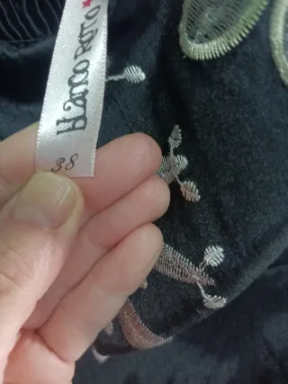 Vestido fiesta corto negro con flores