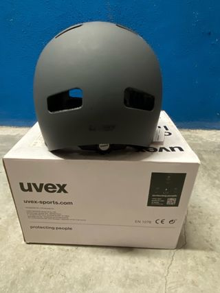 Casco Uvex Audi