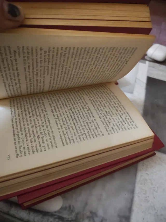 LA VIDA FANTASTICA DE HITLER 3 VOLUMENES