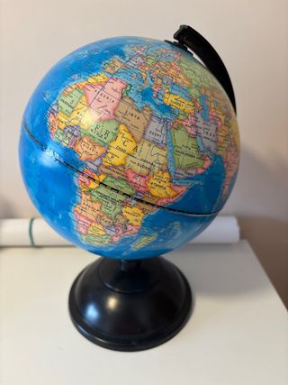 Globo terráqueo infantil