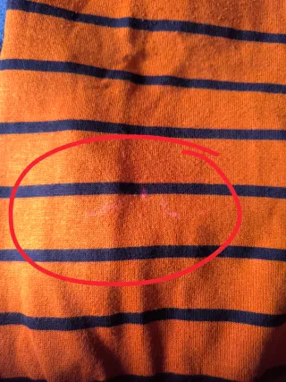 Jersey mujer cuello alto color tabaco y rayas azul